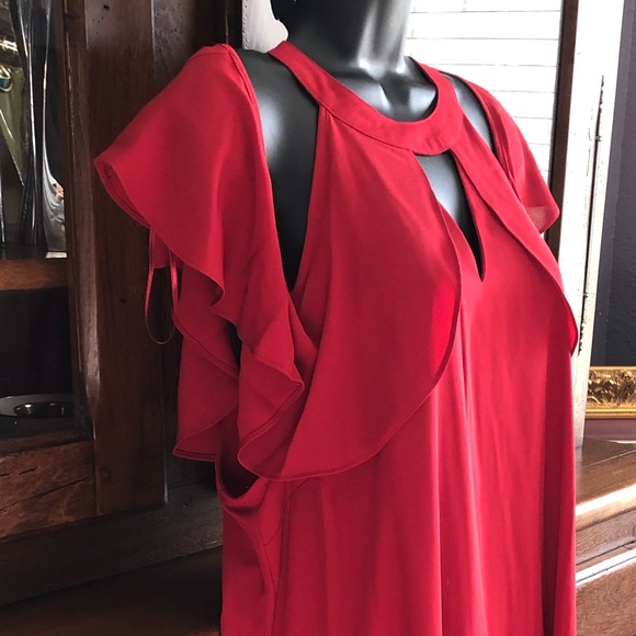 Cold-Shoulder Tunic - Picture 5 of 5